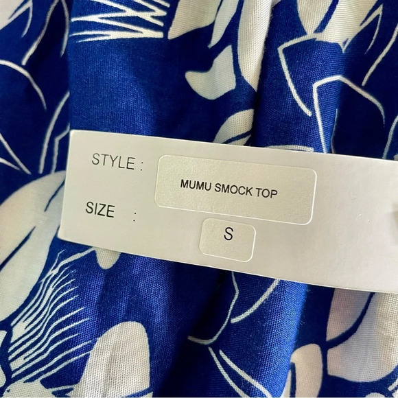 Hamakua tropical Hawaiian floral blue MUMU SMOCK TOP size small NWT - Picture 5 of 7